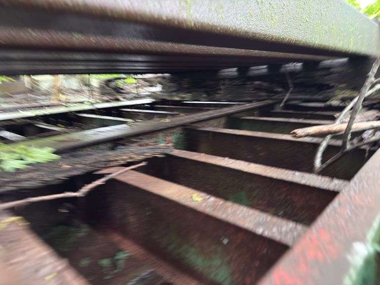 40 ft flat bed trailer sells as is