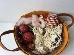 (2) Longaberger Woven Baskets
