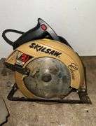 Black & Decker 7-1/4in Circular Saw and Skilsaw 7-1/4in Circular Saw