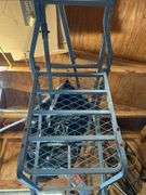 Metal Deer Stand