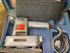 Black and Decker Finishing Sander Kit w/ Blue Plastic Carrying Case