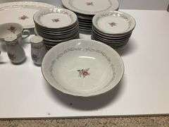Royal Swirl Fine China Collection