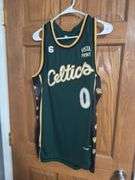 Jayson Tatum Boston Celtics Jersey (Size M)