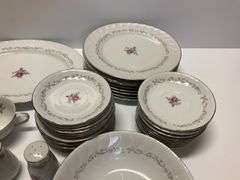 Royal Swirl Fine China Collection