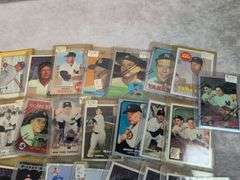 43- Card Mickey Mantle Modern Lot