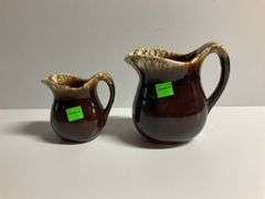 2 Hull Pitchers