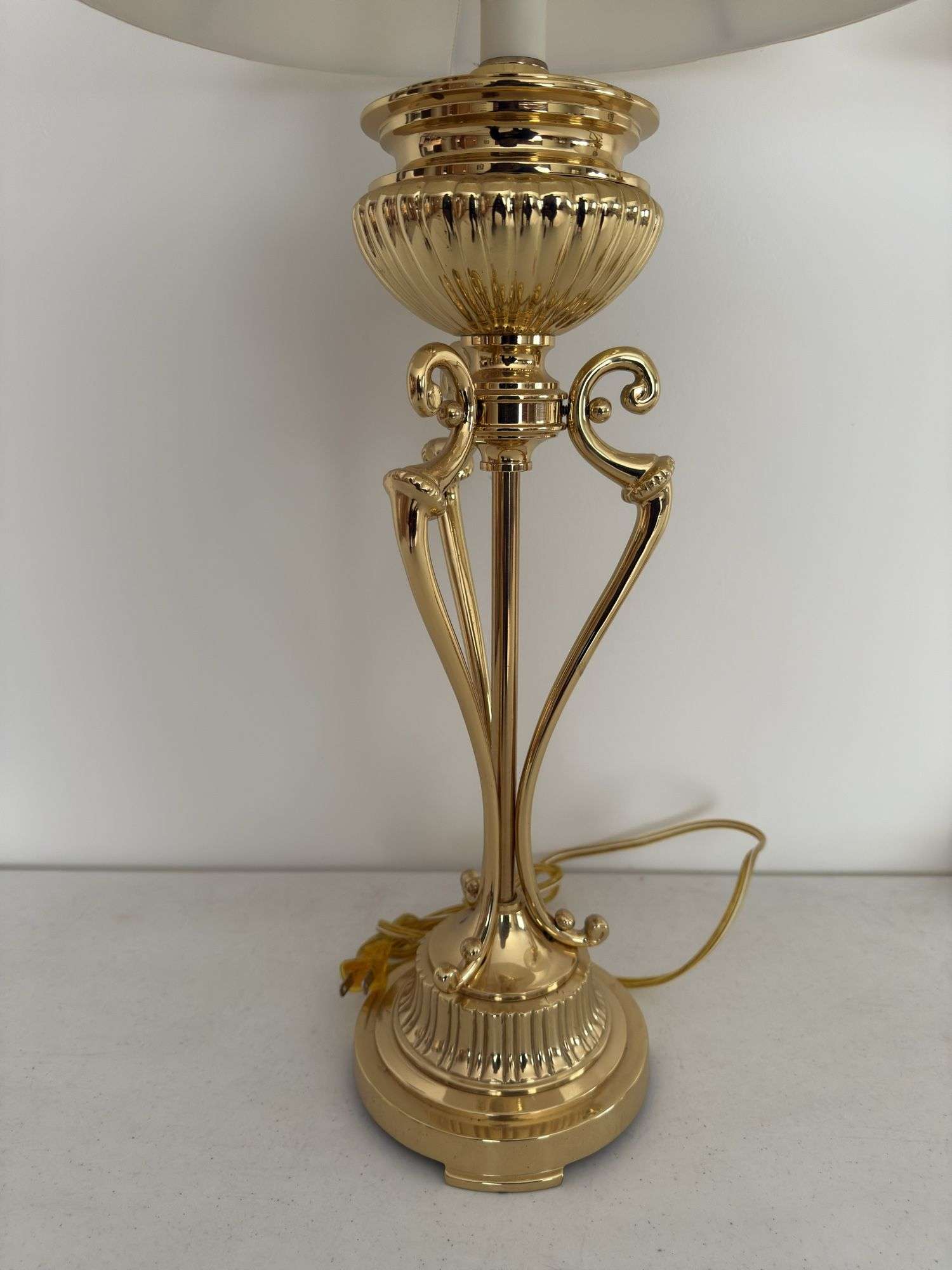 PAIR OF VINTAGE POLISHED BRASS TABLE LAMPS