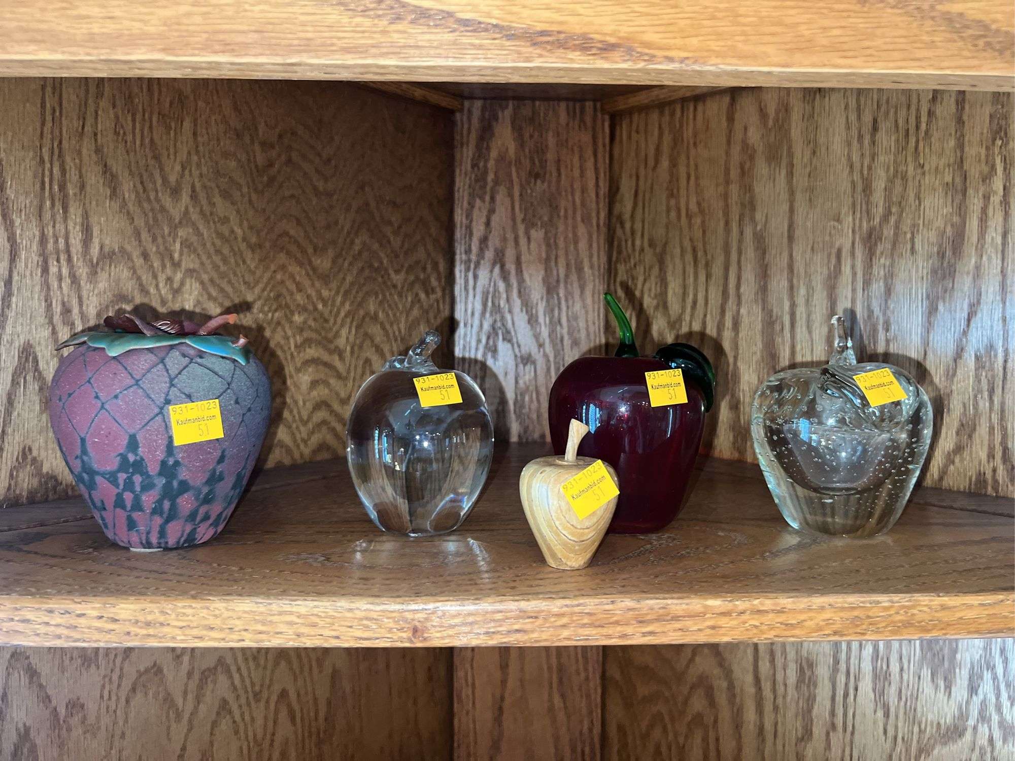 (5) Apples (3 Glass, 1 Ceramic, 1 Wood)