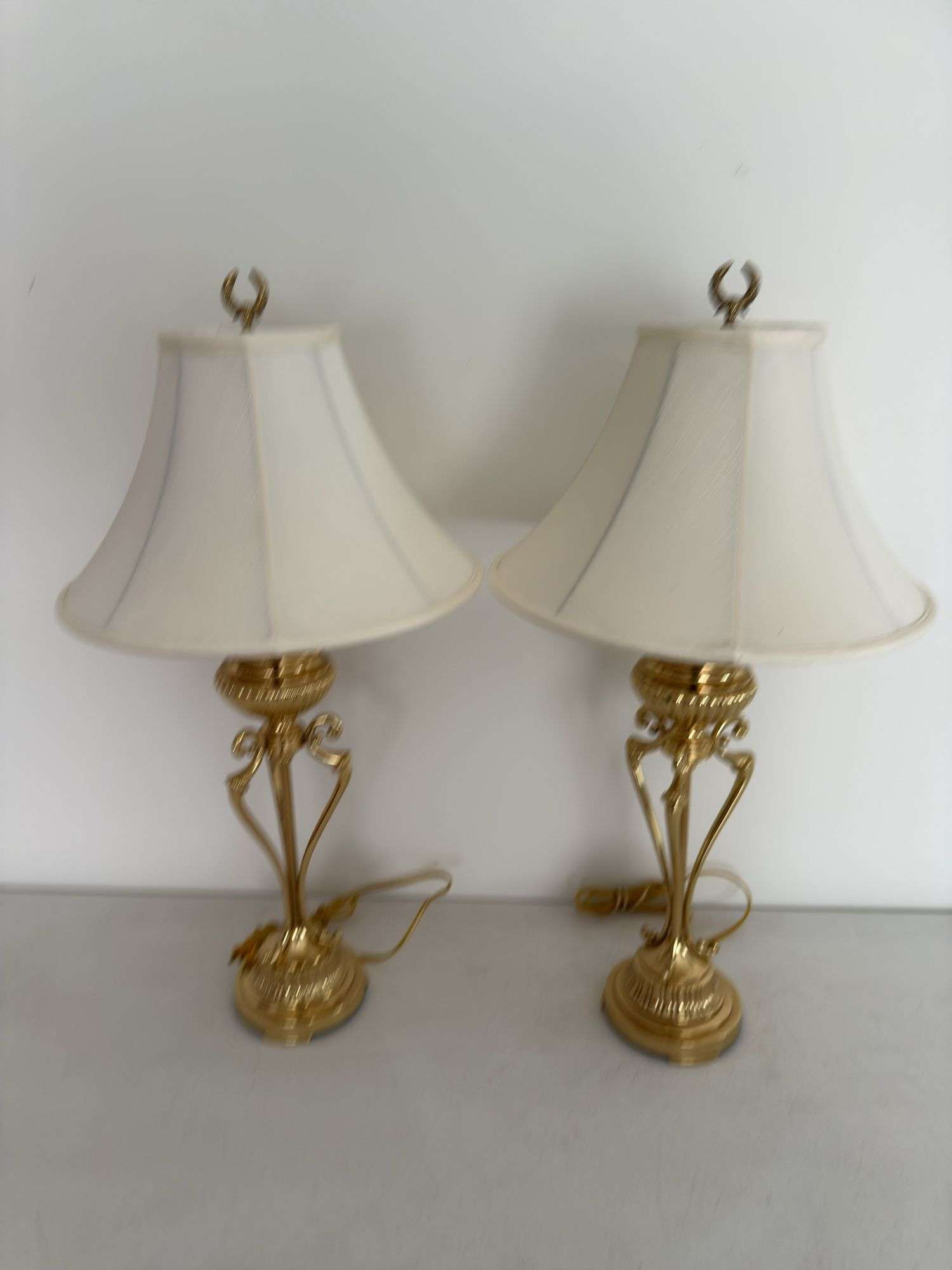 PAIR OF VINTAGE POLISHED BRASS TABLE LAMPS