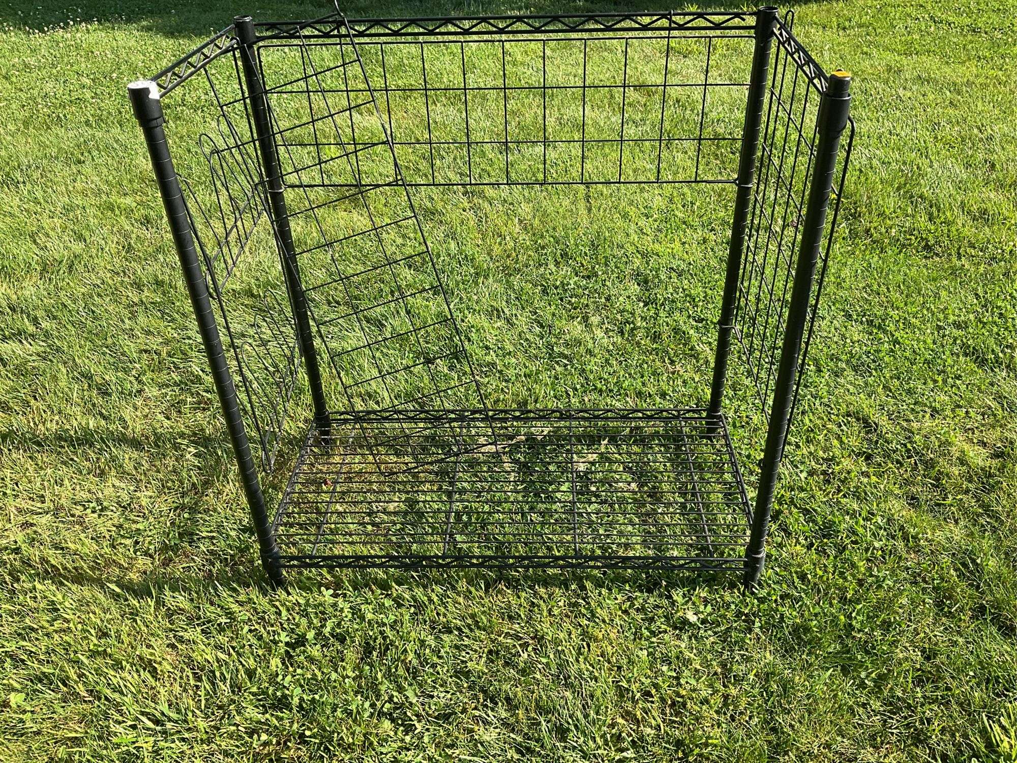 Metal Basket Storage Rack