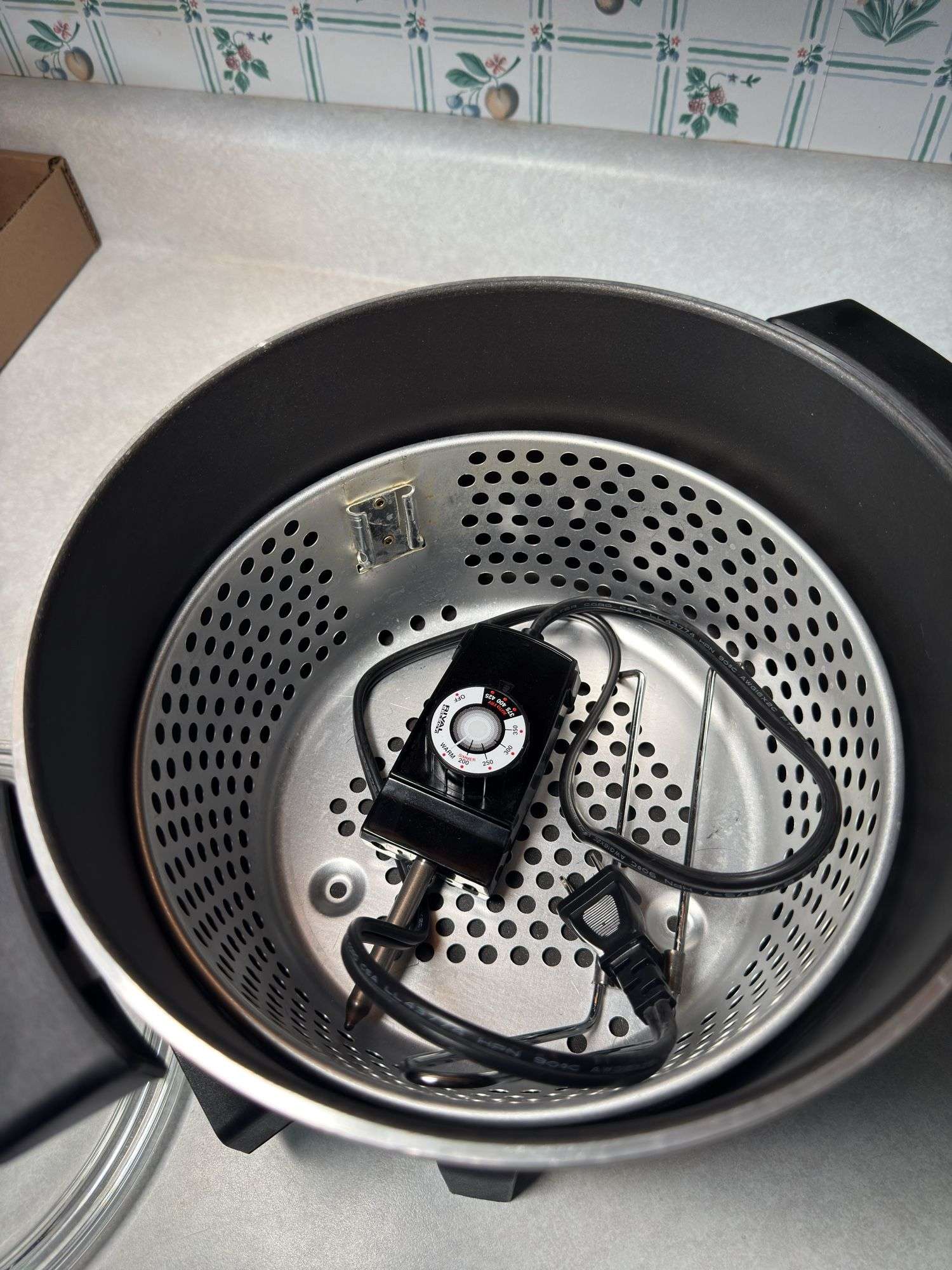 PRESTO KITCHEN KETTLE STEAMER/FRYER