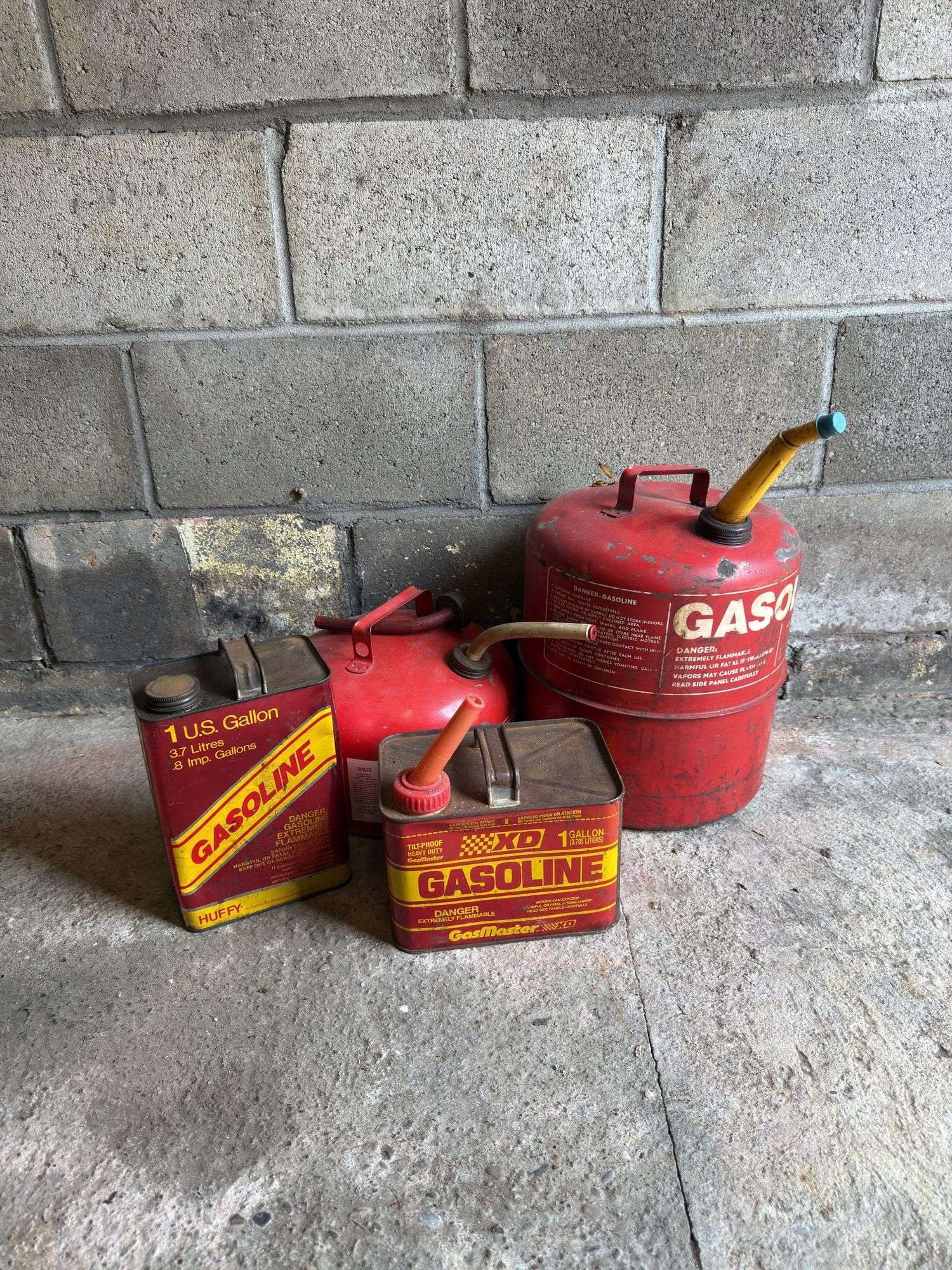 GASOLINE JUGS/CANS