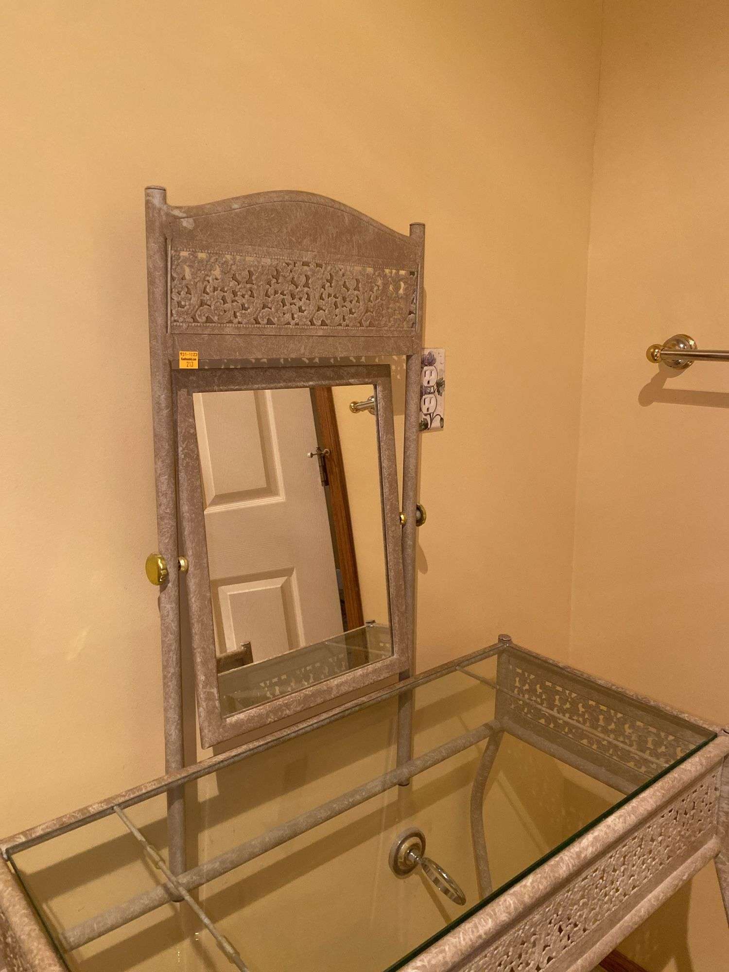 Decorative Bathroom Vanity