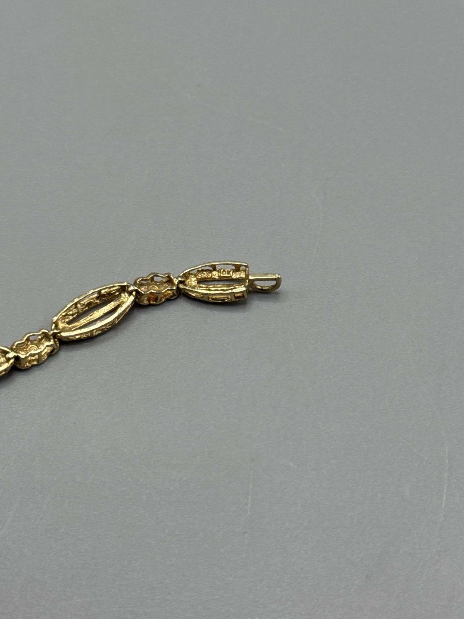 VARIETY OF GOLD (14K & 10K) BRACELETS