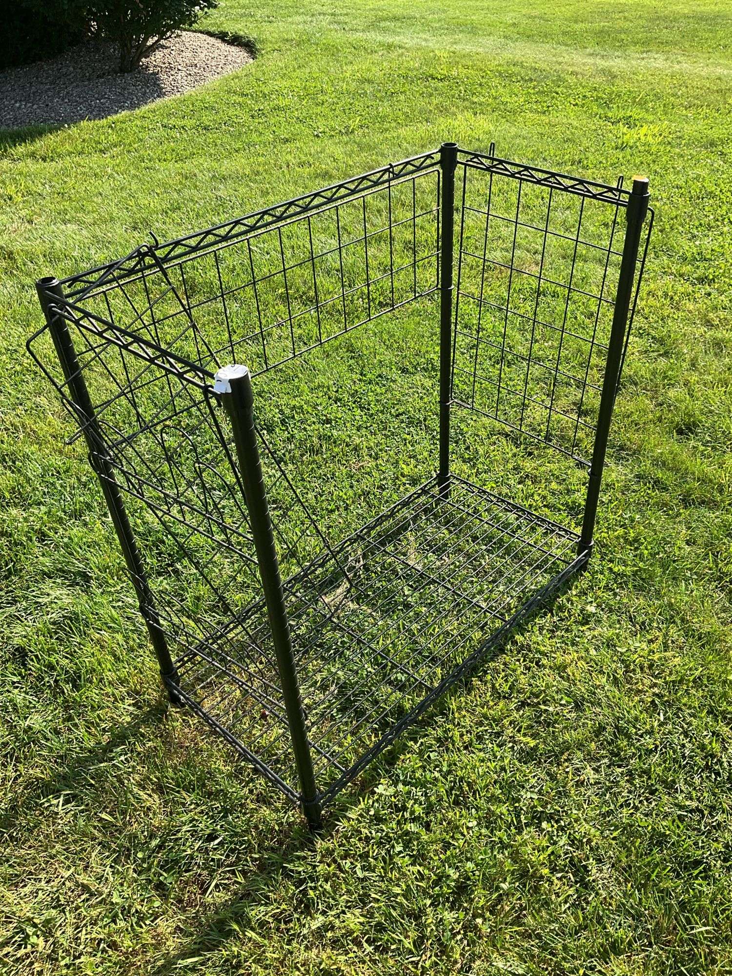 Metal Basket Storage Rack