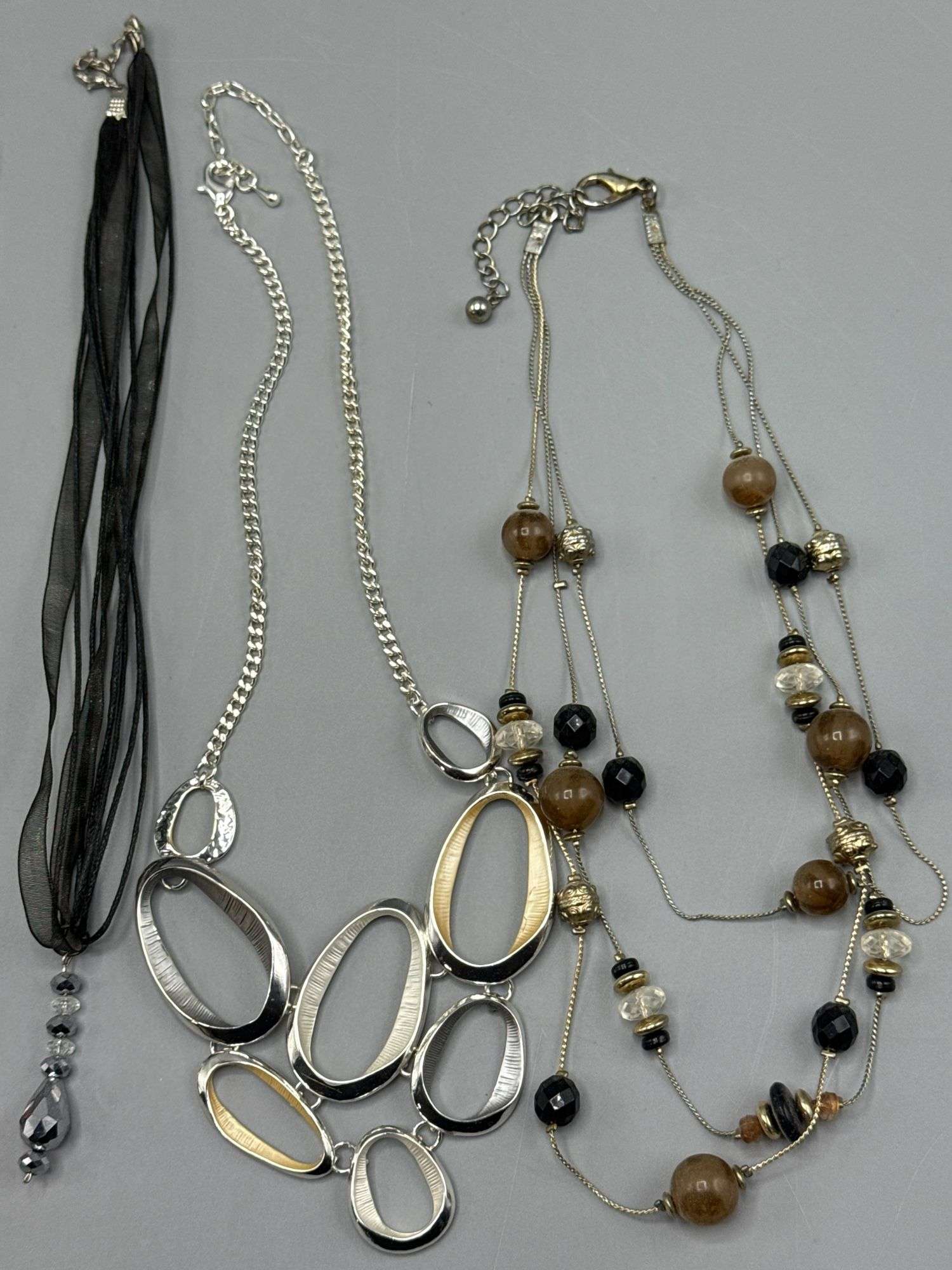 VARIETY OF NECKLACES