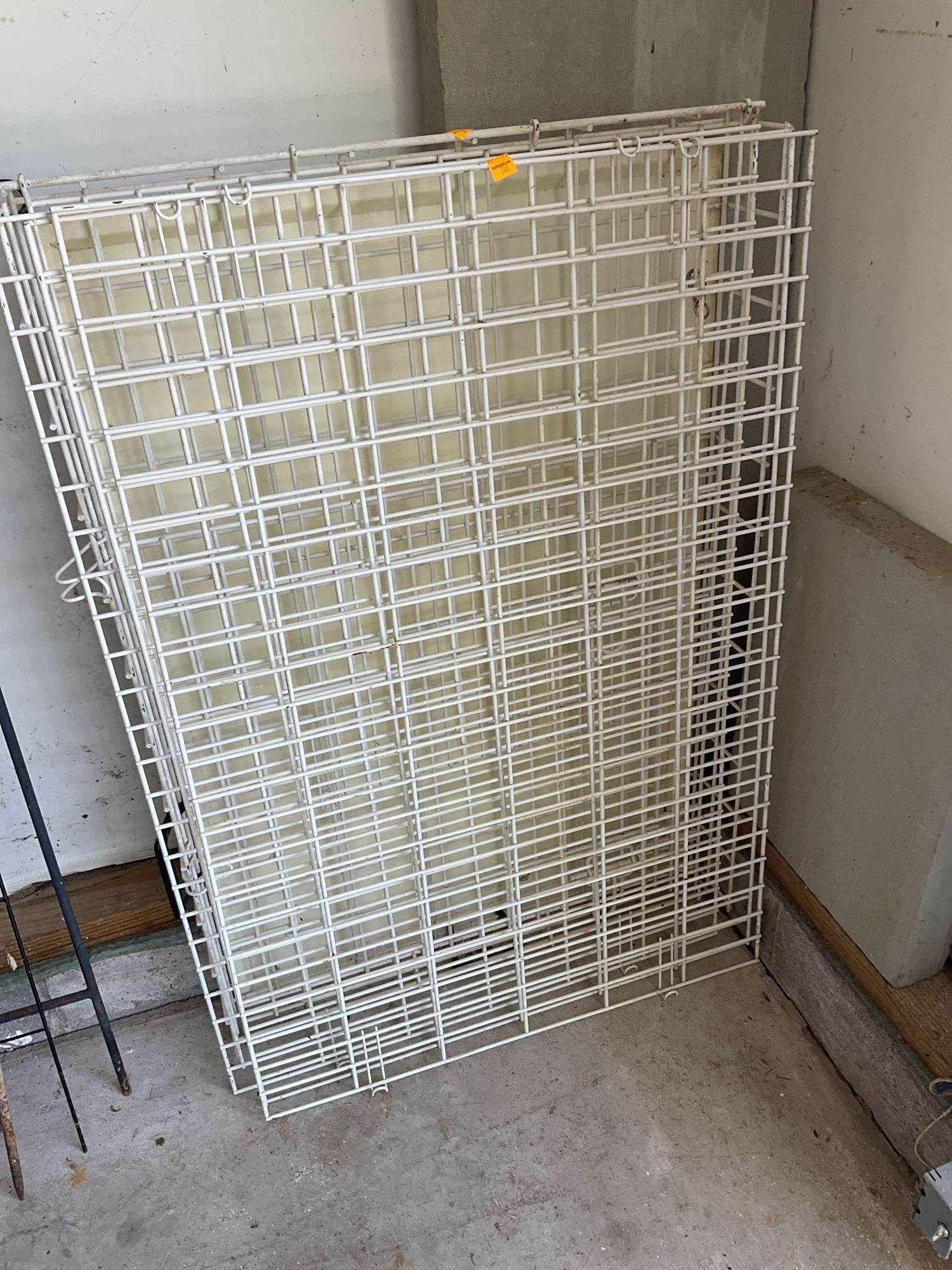 Metal Dog Kennel