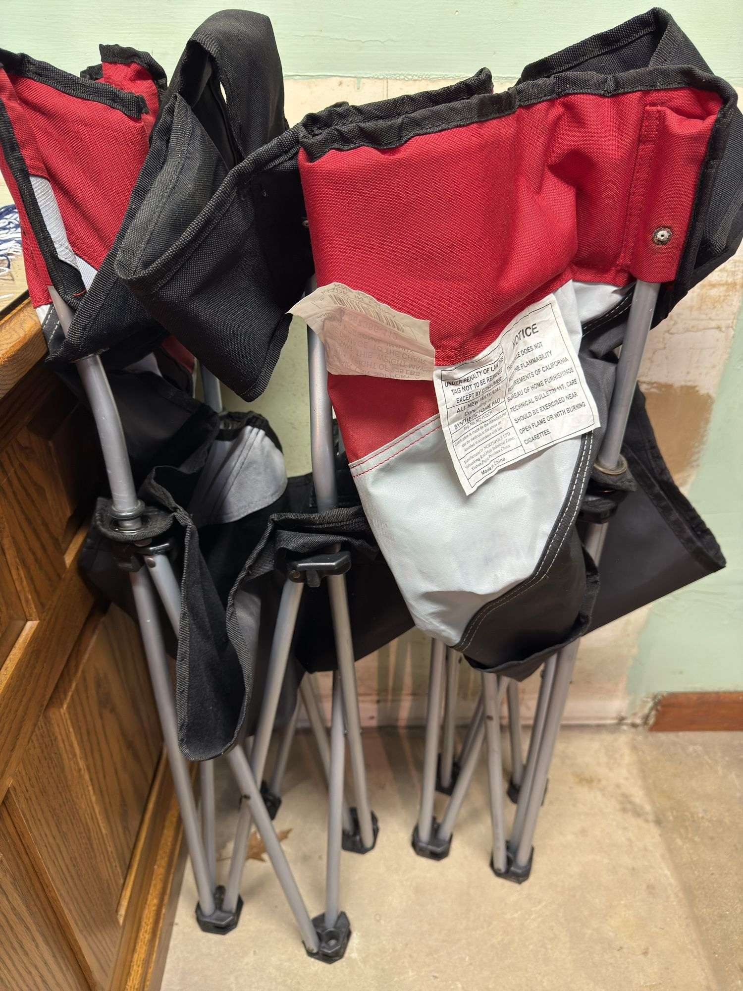 PAIR OF MATCHING CAMP CHAIRS