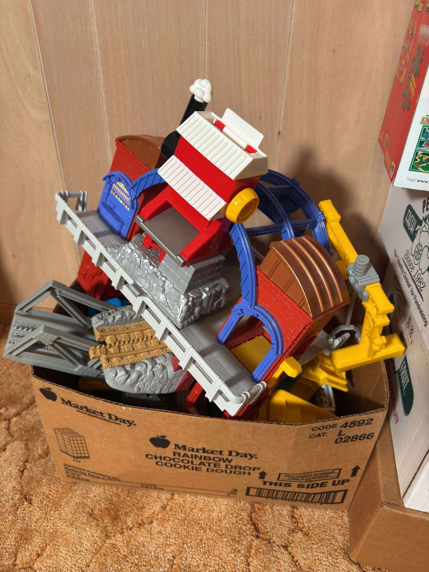 GEOTRAX TRAIN SET