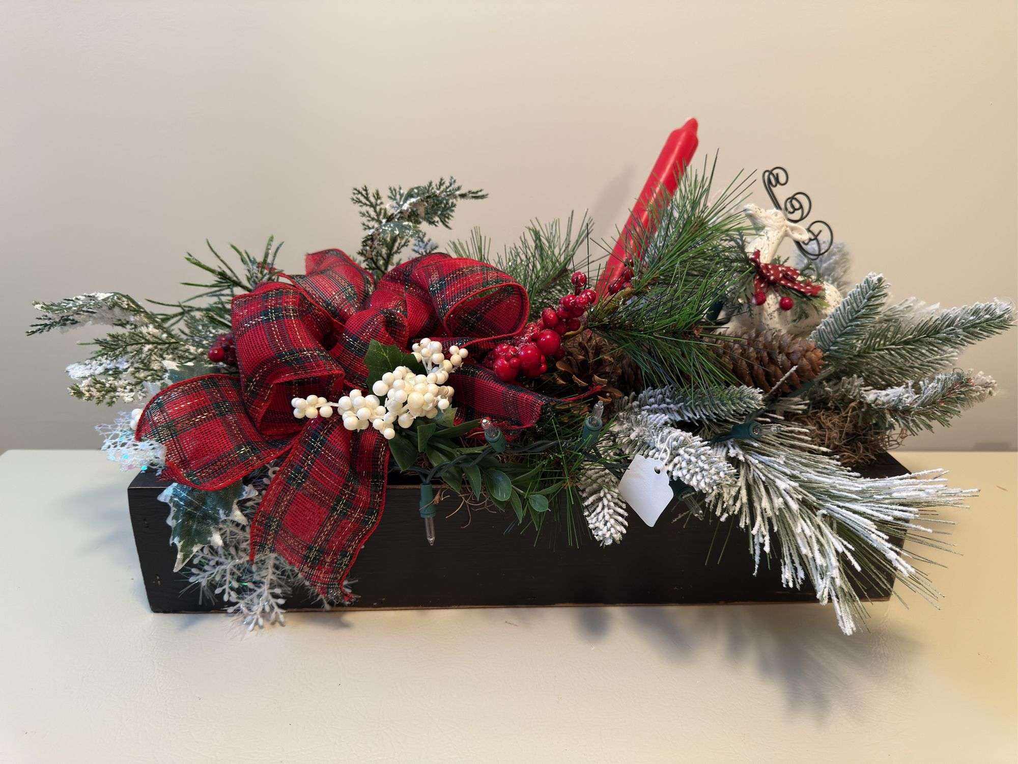 BLACK CHRISTMAS MANTLE BOX