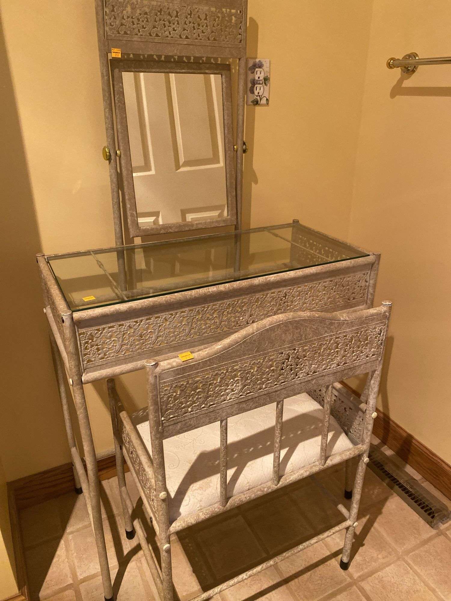 Decorative Bathroom Vanity
