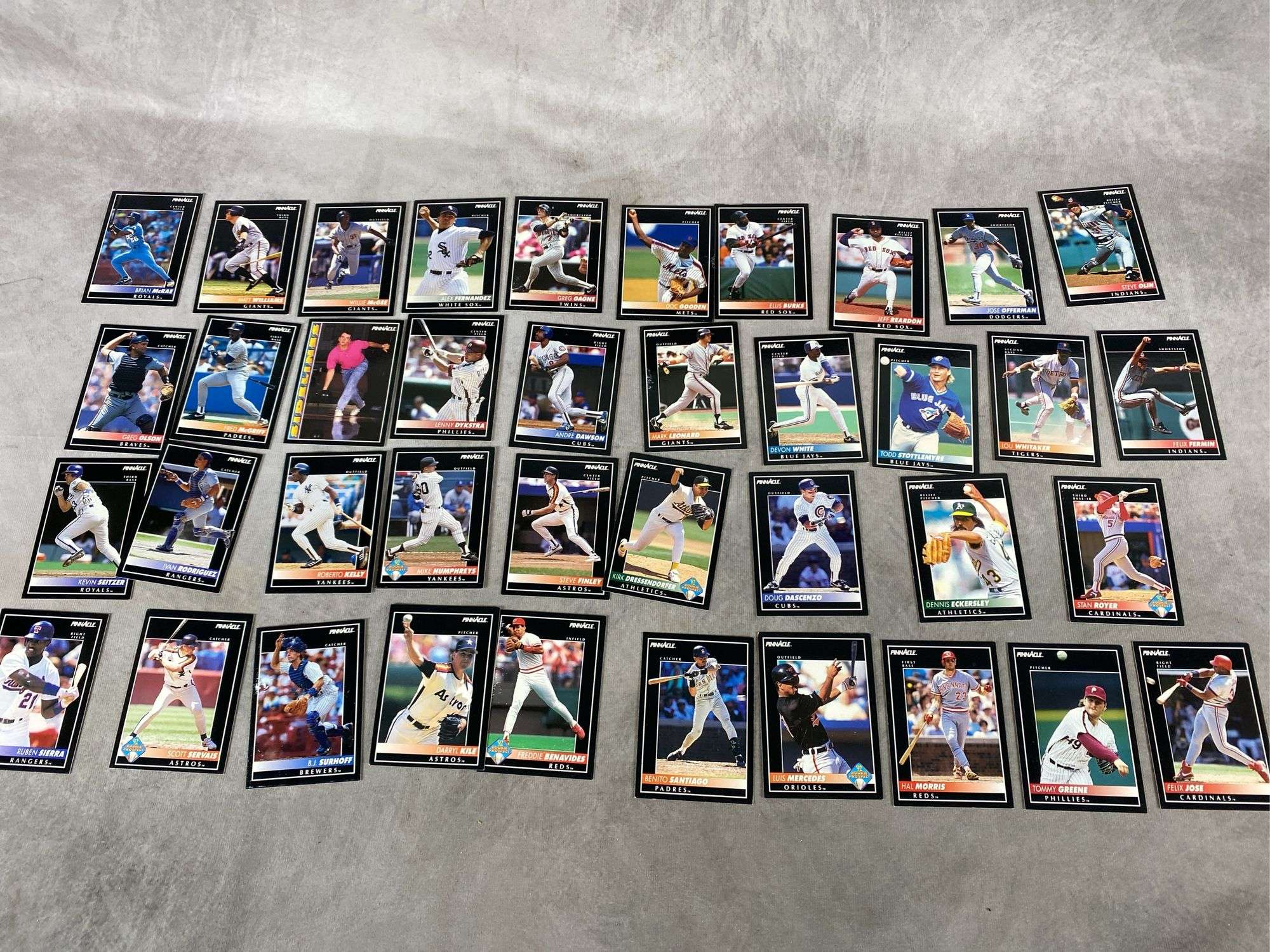 1992 Pinnacle Assorted Baseball Cards