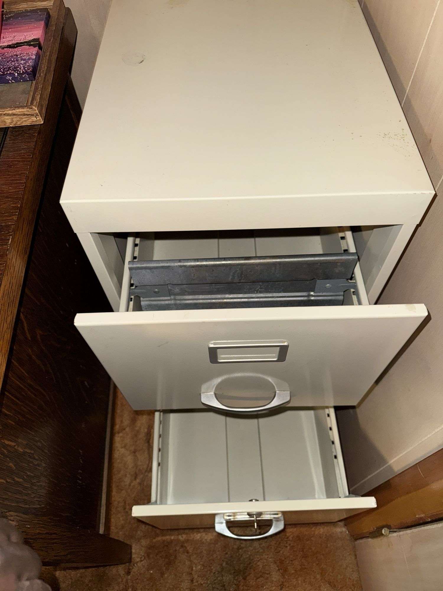 2-DRAWER METAL FILE CABINET WITH KEY