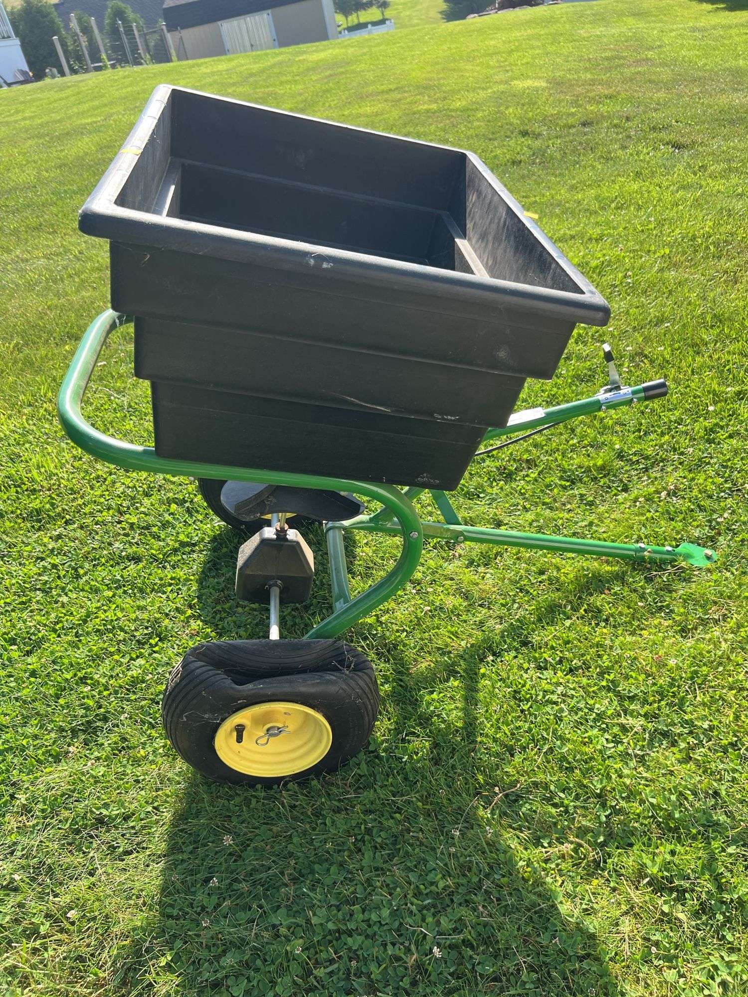 John Deere Plastic Pull Behind Fertilizer Spreader