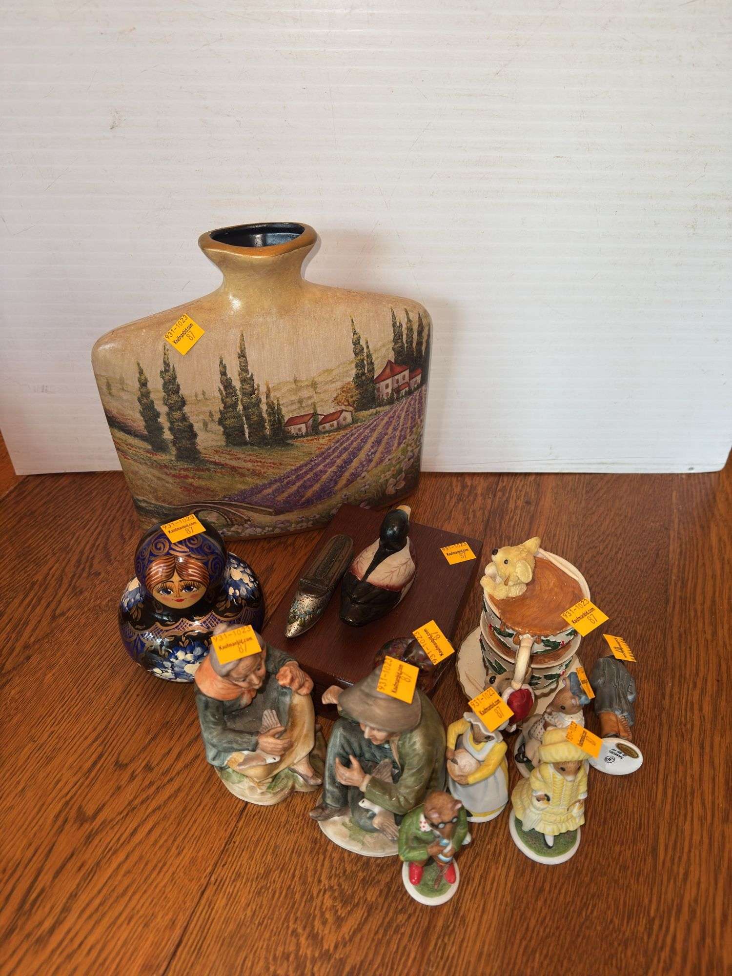 Miscellaneous Decor