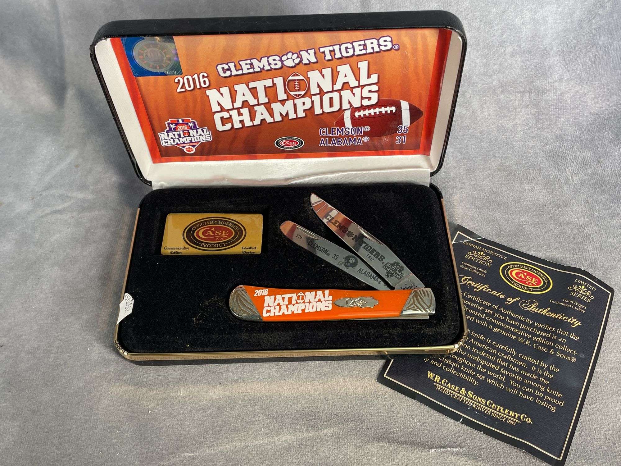 24時間以内発送 完売品 美品 7 5/8 National Champions CASE XX 2016 CLEMSON TIGERS NATIONAL CHAMPIONS TRAPPER - Kaufman