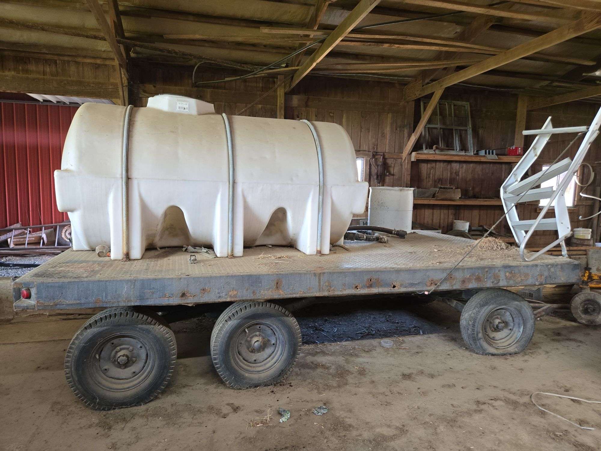 wagon with poly sprayer tank- 8'x14'