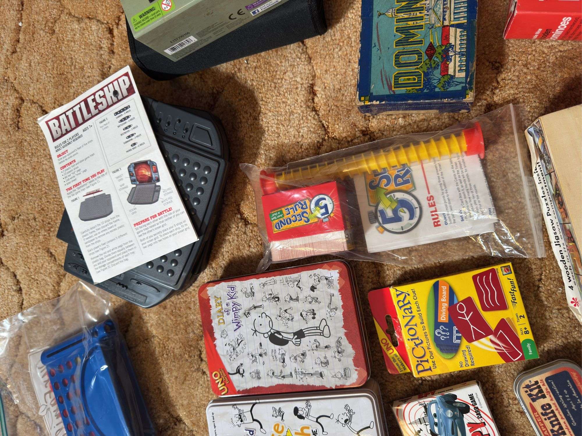 BOARD GAMES, JENGA