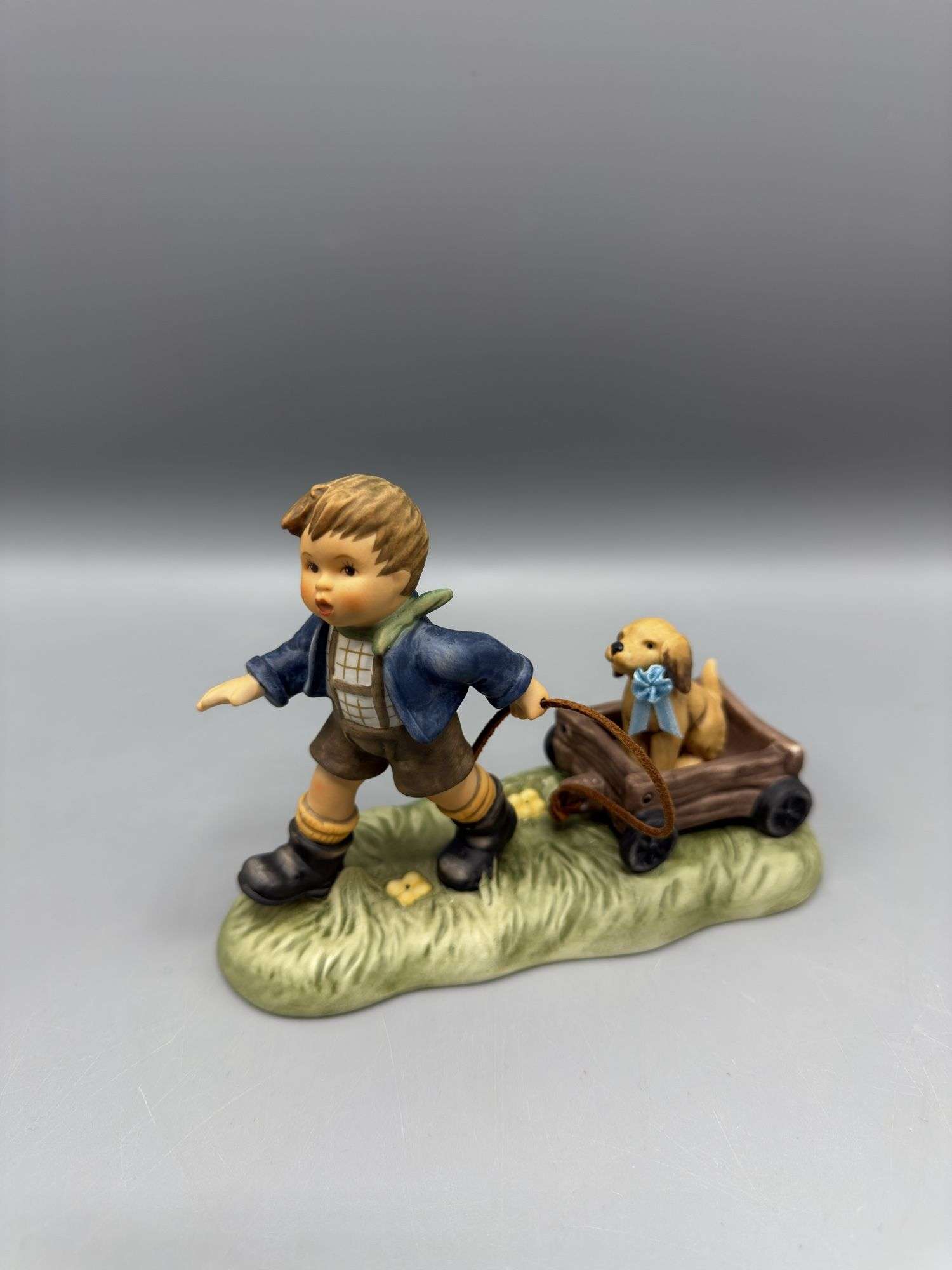 GOEBEL CHILDREN VARIETY SET