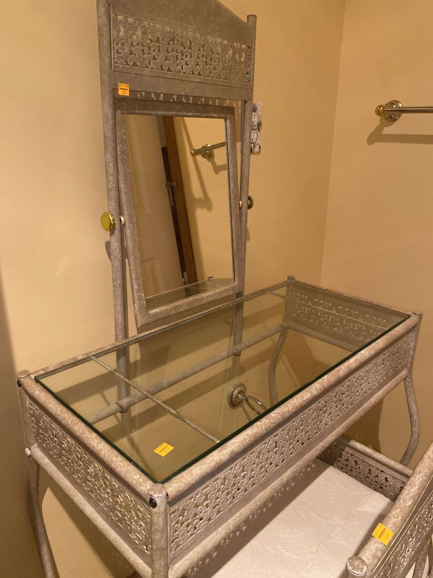 Decorative Bathroom Vanity