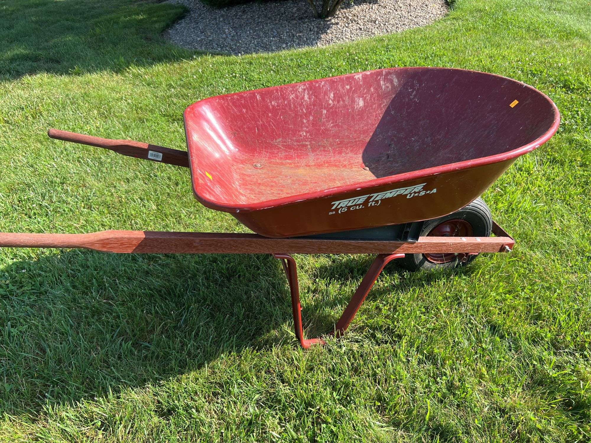 True Temper 5 cu. ft. Metal Wheelbarrow