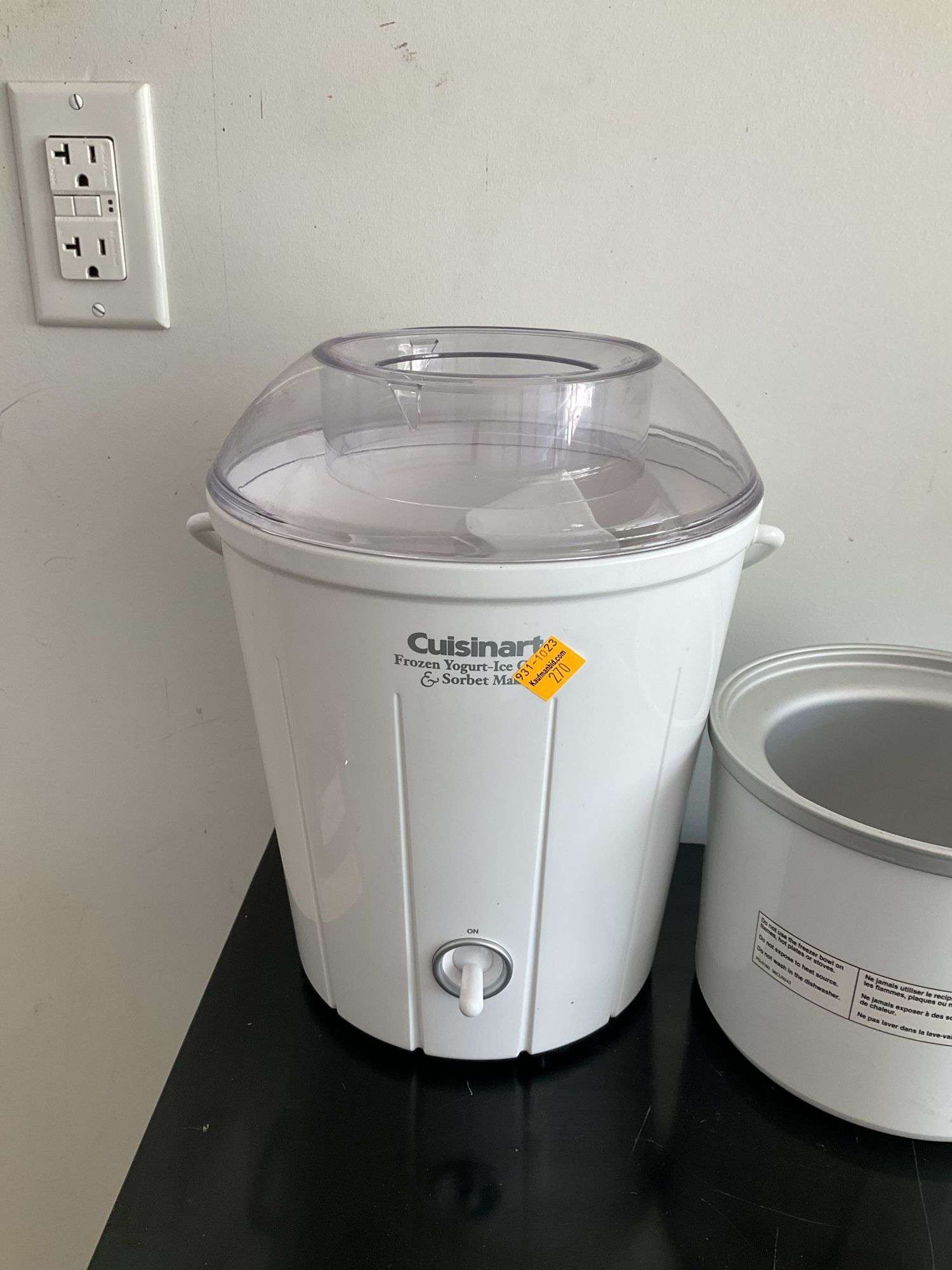 Cuisinart Frozen Yogurt and Ice Cream Maker