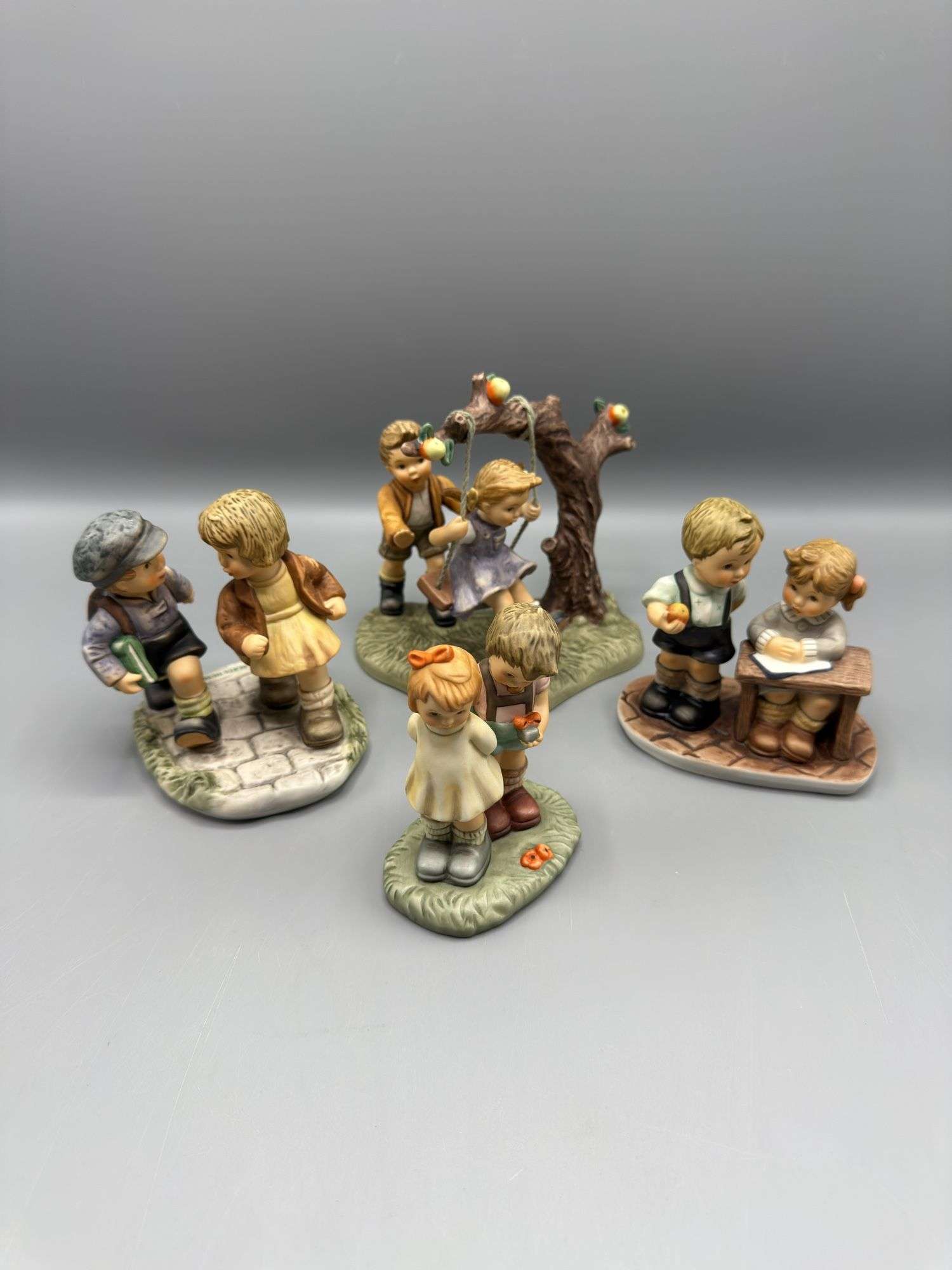 GOEBEL CHILDREN VARIETY SET (SET OF 4)