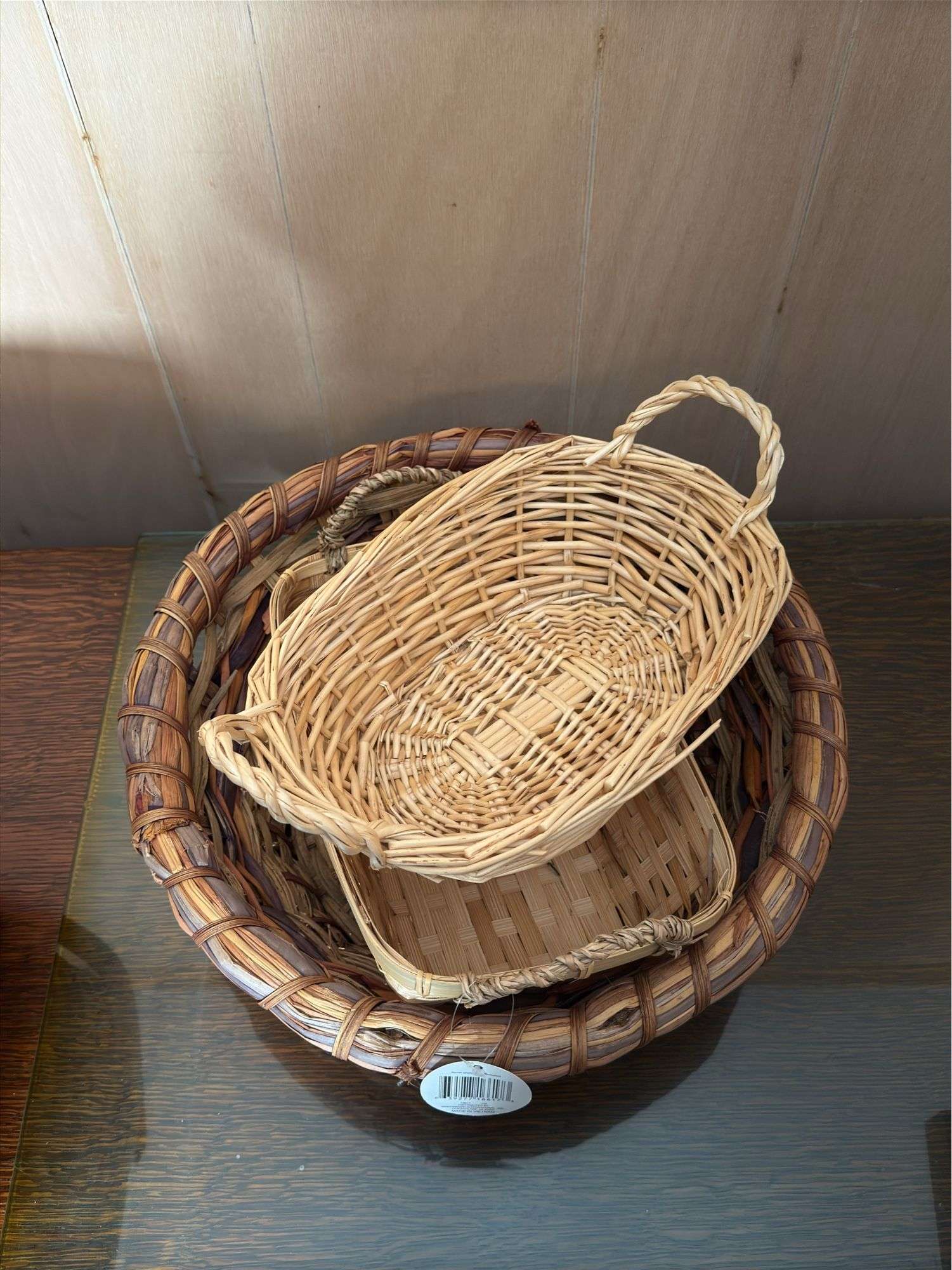 VARIETY IF BASKETS, ROYCE CRAFT PICNIC BASKET, WOOD CRATE
