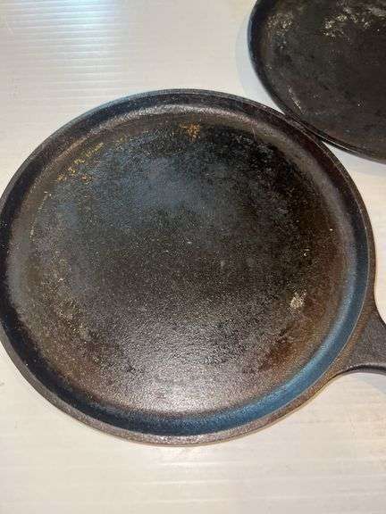 (2) 10” Lodge Cast Iron Skillets