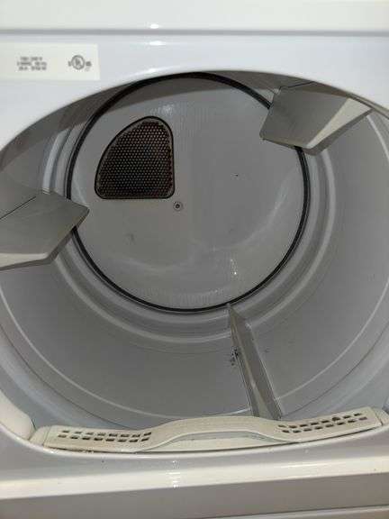 MAYTAG ELECTRIC DRYER GREAT CONDITION