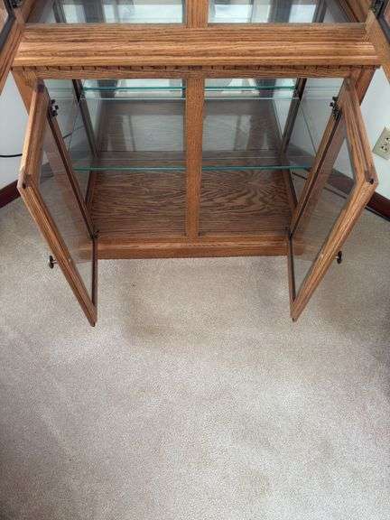 SOLID OAK AMISH MADE CHINA HUTCH