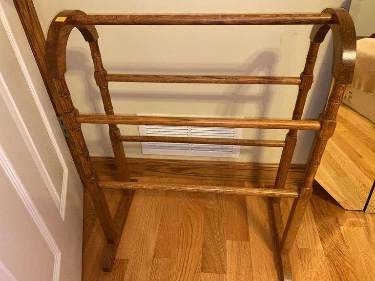 Oak Quilt Rack