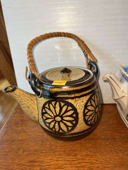 (3) Decorative Tea Pots