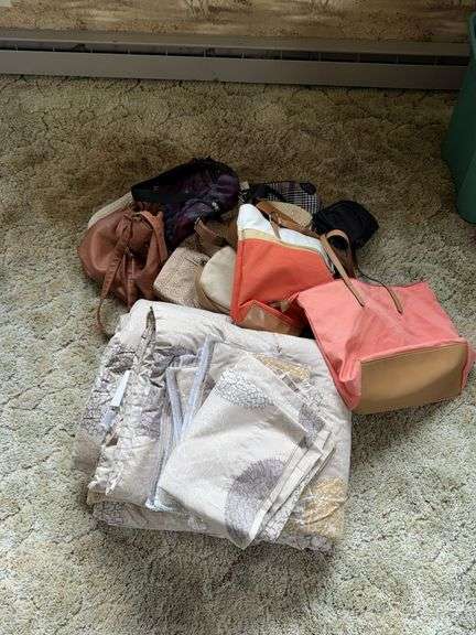 CONTENTS OF CLOSET INCLUDING CLOTHES (BOTH NEW AND BARELY WORN, BLANKETS, ALL PICTURED ITEMS