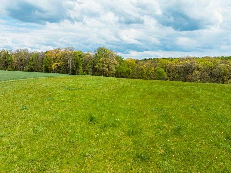 5.8 Acres, 60 ft frontage, Building Site