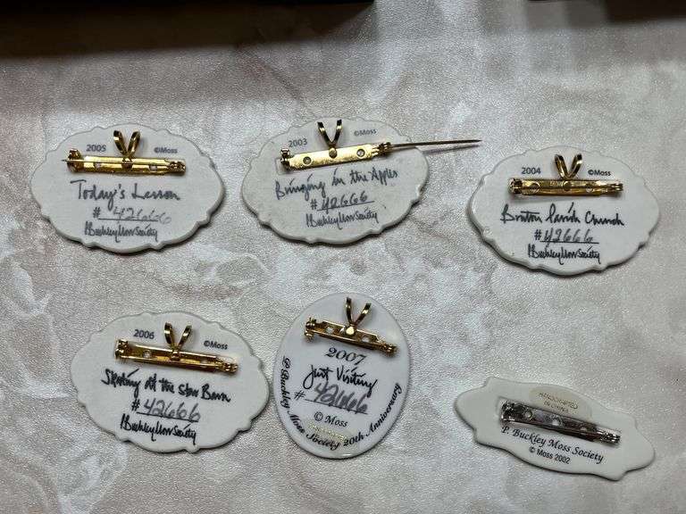 P. Buckley Moss Christmas Geese Pins