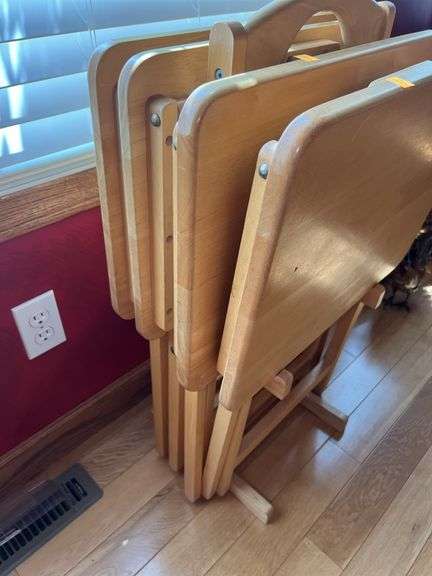 TV Serving Trays & Holder