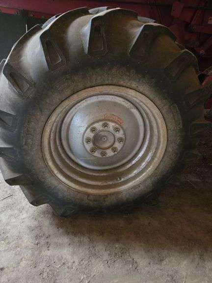 Case IH 2388 Axial- Flow Rotary Combine