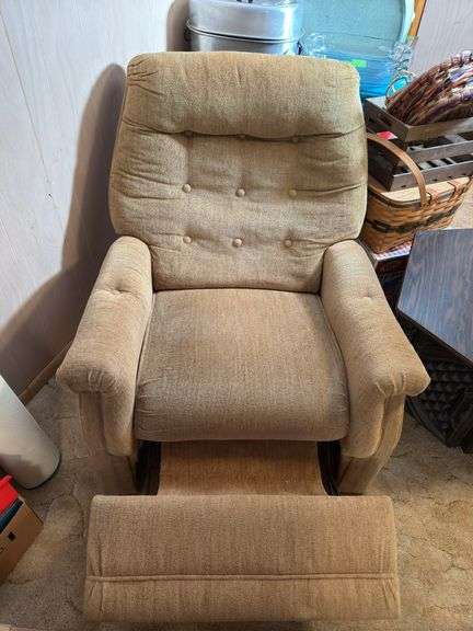 VINTAGE RECLINER
