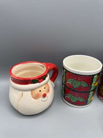VARIETY OF COFFEE MUGS